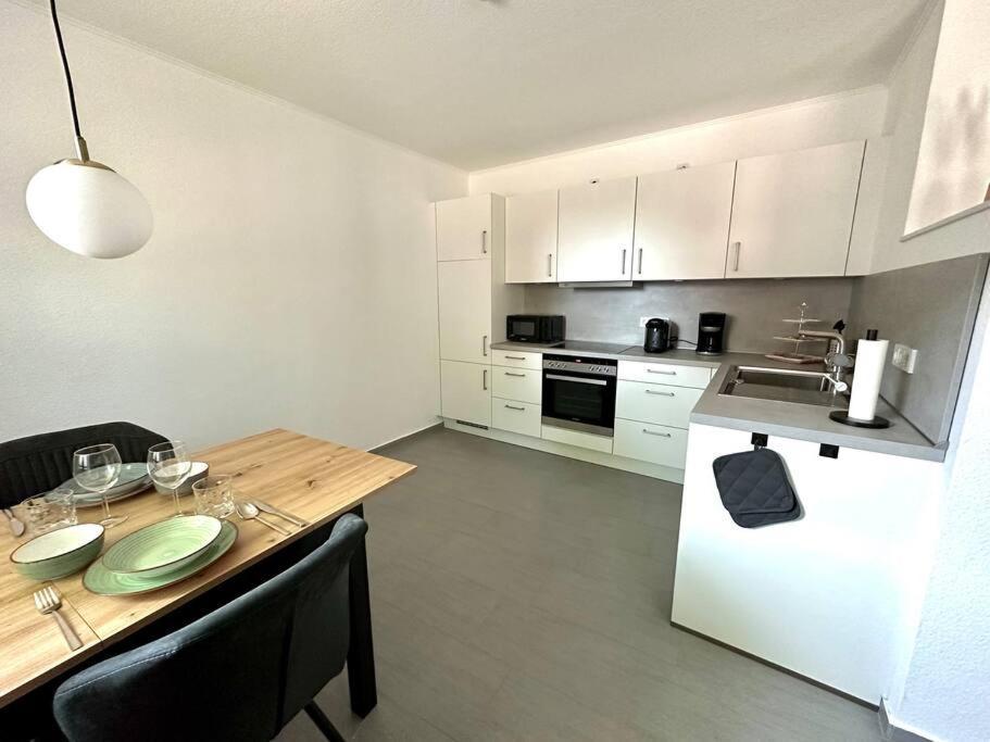 Ferienwohnung Komfortabel Wohnen เบรเมอร์ฮาเฟิน ภายนอก รูปภาพ